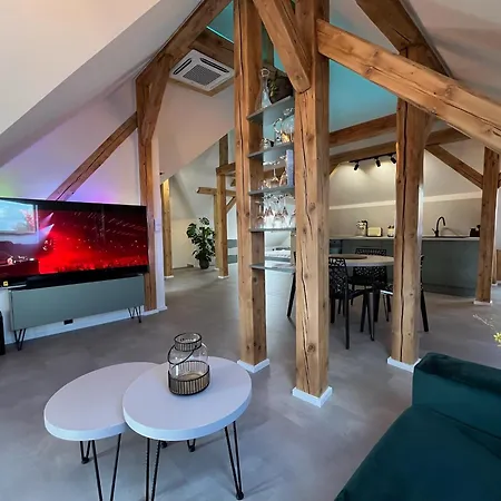 Appartement Luxusni Podkrovni Česká Lípa